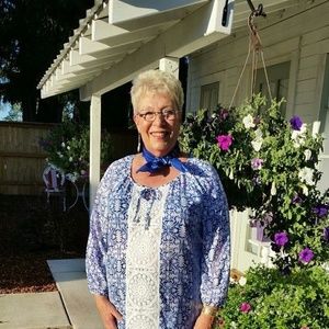 Meet your Posher, Sandra